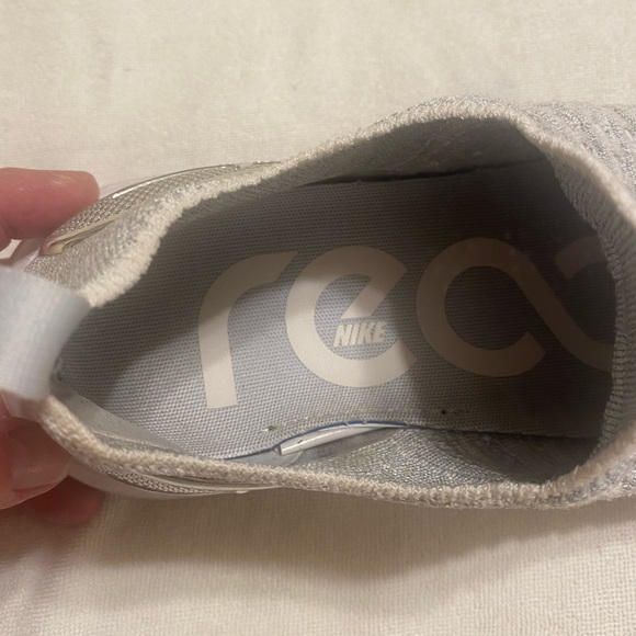 NIKE REACT TENNIS SHOES - Picture 6 of 7